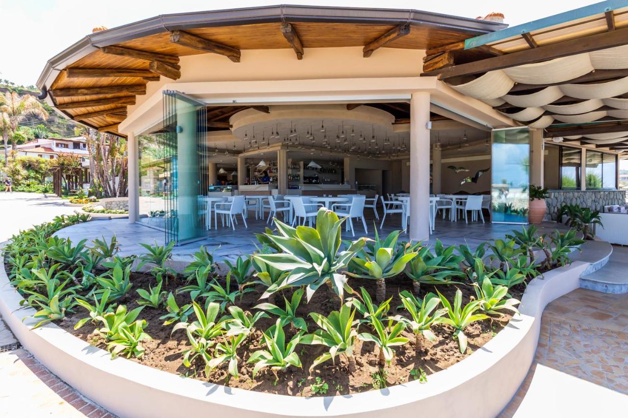 Villaggio Il Gabbiano 카포바티카노 외부 사진